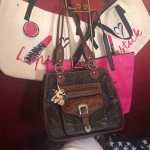 Tooled Leather American West NWT